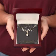 18K gold necklace