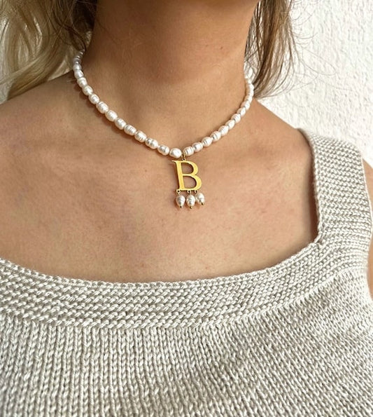 Anne Boleyn’s Legacy: A Necklace That Speaks of Royalty and Individuality