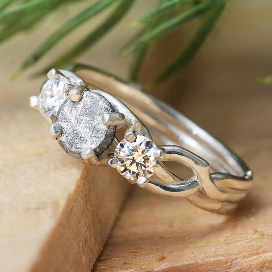 Silver Wedding Rings: Personalized Design for Your Special Day