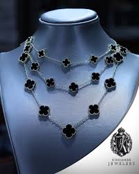 Elegance in Every Detail: The Van Cleef Black Necklace