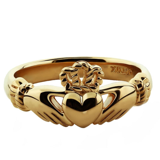 The Allure of the Gold Claddagh Ring in Personalized Design