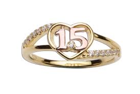 Golden Memories: Gold and Rose Gold Engagement Rings
