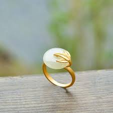 Jade Rings: Timeless Artistry in Modern Design