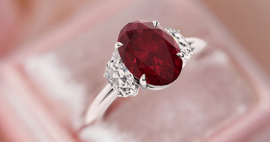 Evolution of Women's Ruby Rings: From Tradition to Modernity