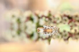 The Art and Emotion of Gold Promise Rings