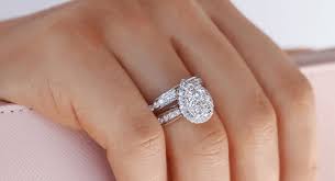 The Elegance of a 7-Carat Diamond Ring: A Personalized Statement