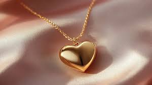 The Heart Necklace: A Symbol of Emotion in Film and Life