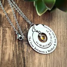 The Heartfelt Impact of Memorial Necklaces