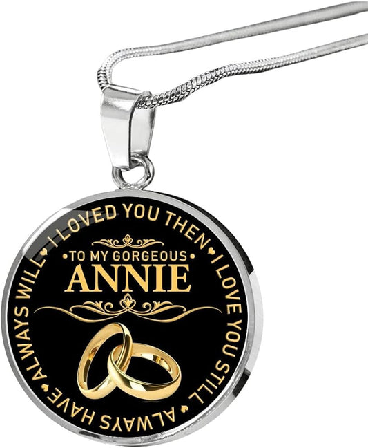 The Perfect Valentine’s Gift: A Silver Name Necklace