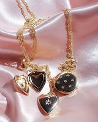 The Timeless Allure of Lockets: A Design Aesthetic Delight
