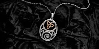 The Timeless Allure of the Celtic Knot Necklace