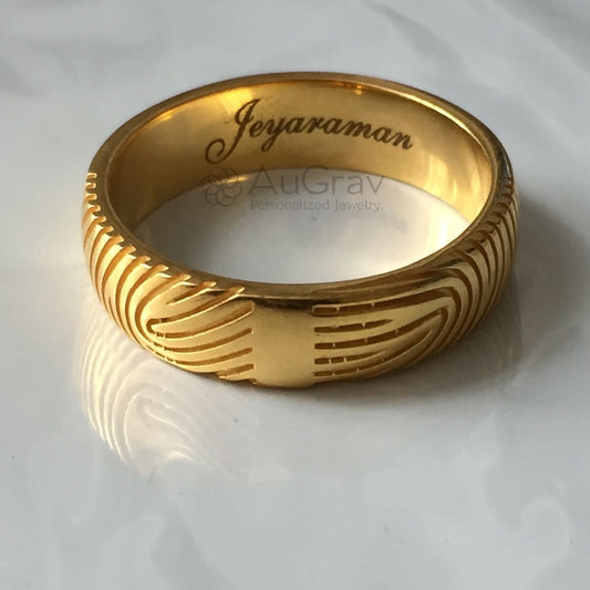 The Timeless Significance of Gold Men's Rings in Emotional Expression