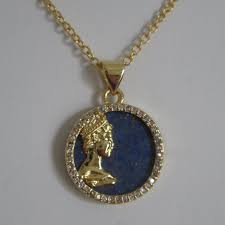 The Timeless Symbol of Connection: Gold Disc Necklace in Eco-Friendly Memorials