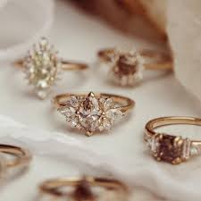 Timeless Beauty: Vintage Diamond Rings in Creative Design