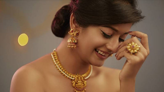 Timeless Bonds: Real Gold Necklaces and Stories of Legacy