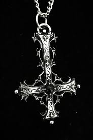 Upside Down Cross Necklace: A Story of Symbolism and Craftsmanship