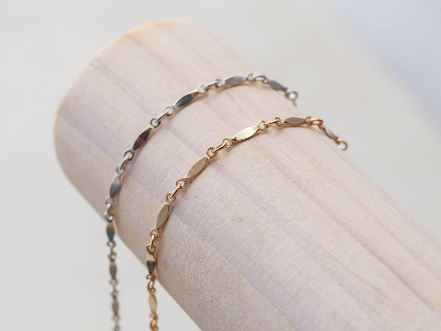 Chaîne à barre dappée