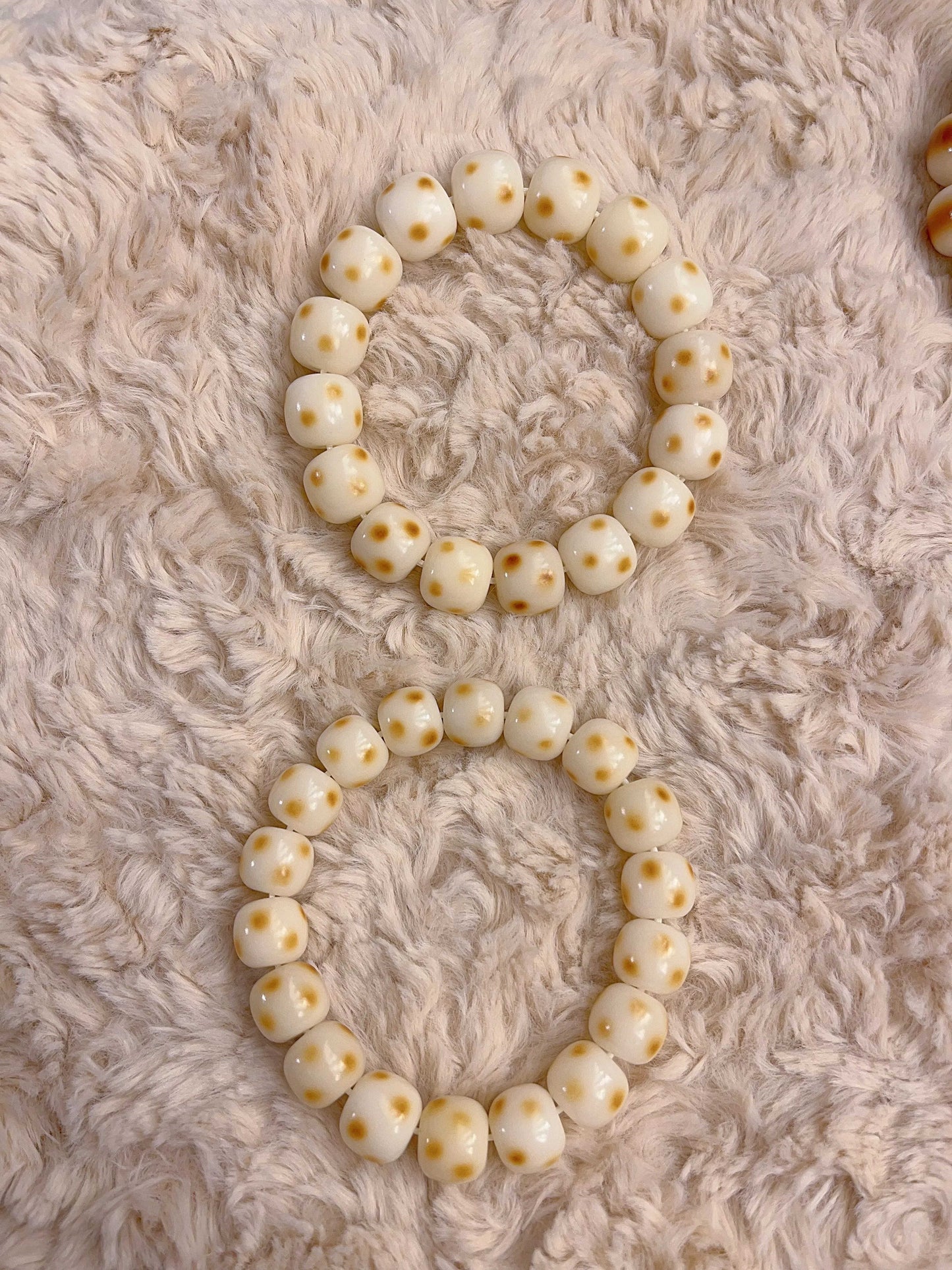 Bodhi-Armbänder der Serie „Holzkohle gebrannte“