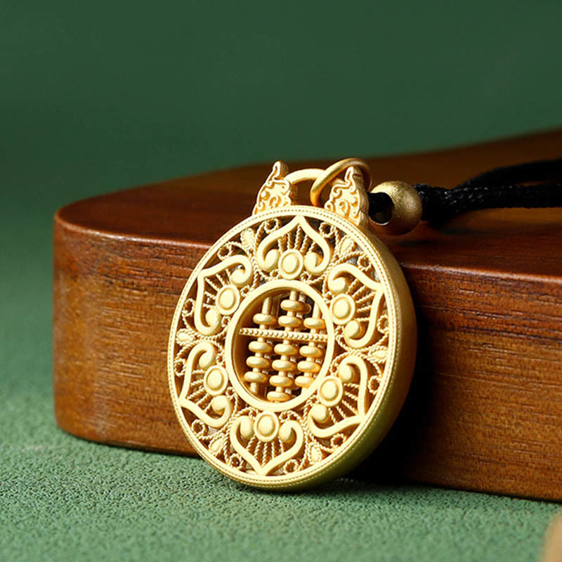 Collier avec pendentif en forme de poisson koï en cuivre plaqué or et pierres de Bouddha