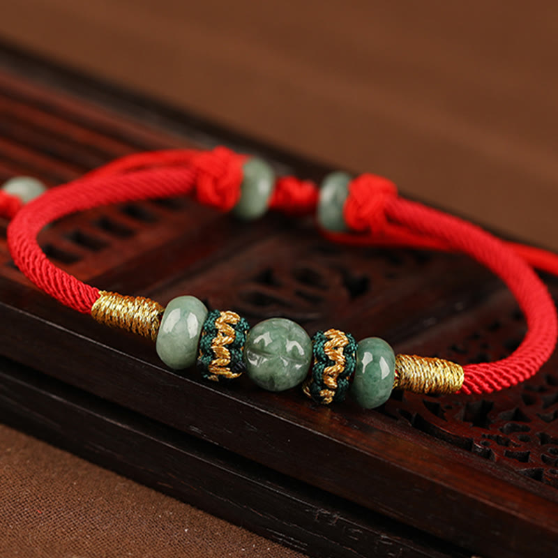 Bracelet en corde rouge avec perles de boulier en jade et pierres de Bouddha