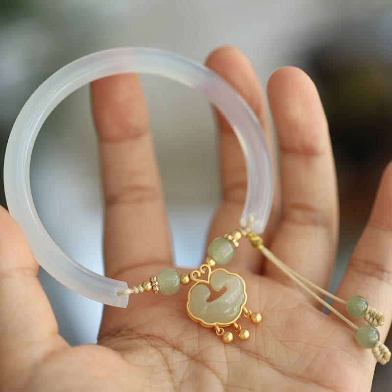 Bracelet manchette demi-jonc en argent sterling 925, pierres de Bouddha, calcédoine, jade Hetian, nuage de bon augure, serrure Ruyi, harmonie