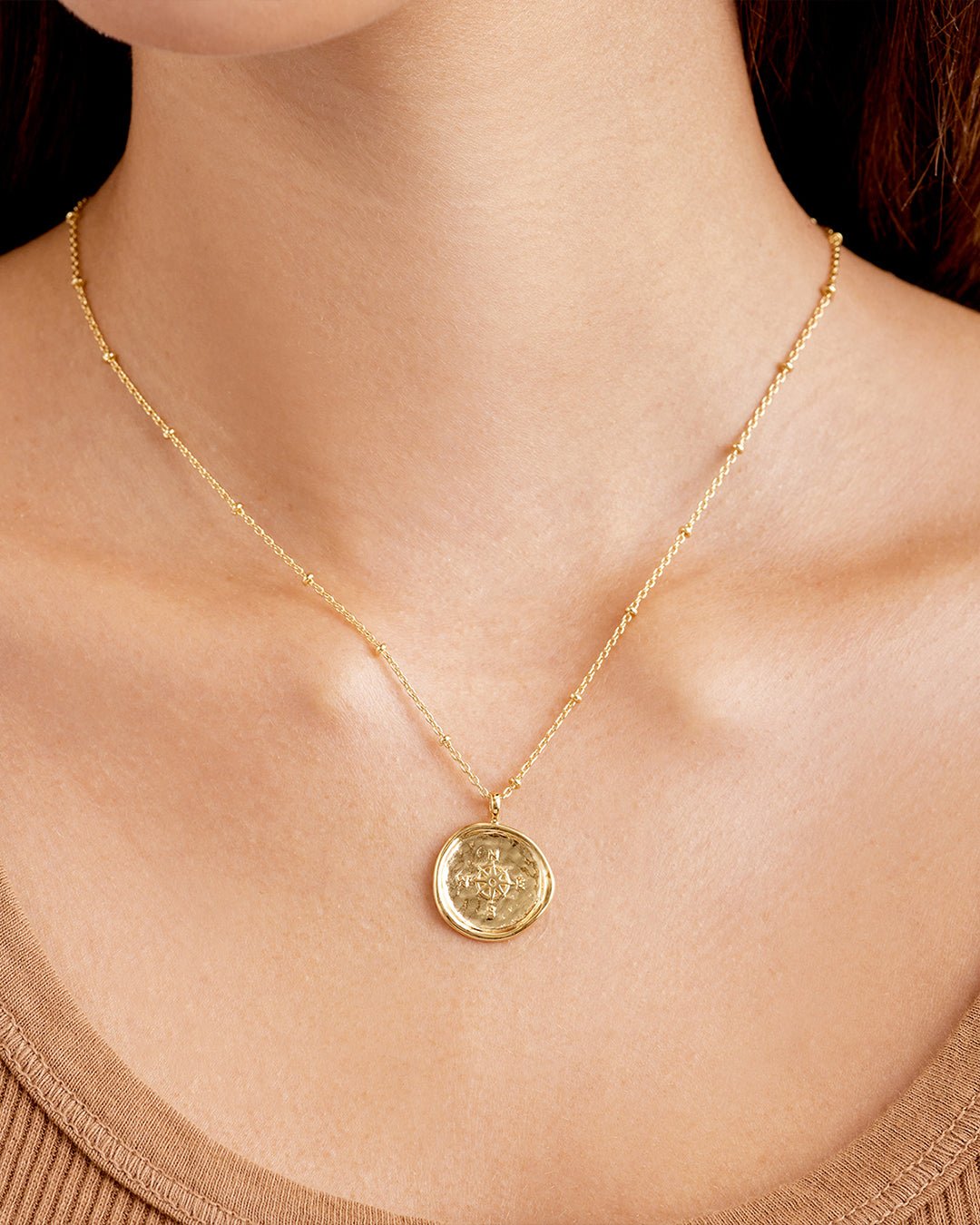 Collier pièce boussole