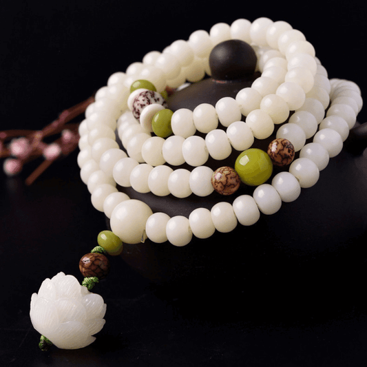 Bracelet/collier Mala Bodhi en jade blanc 108 perles