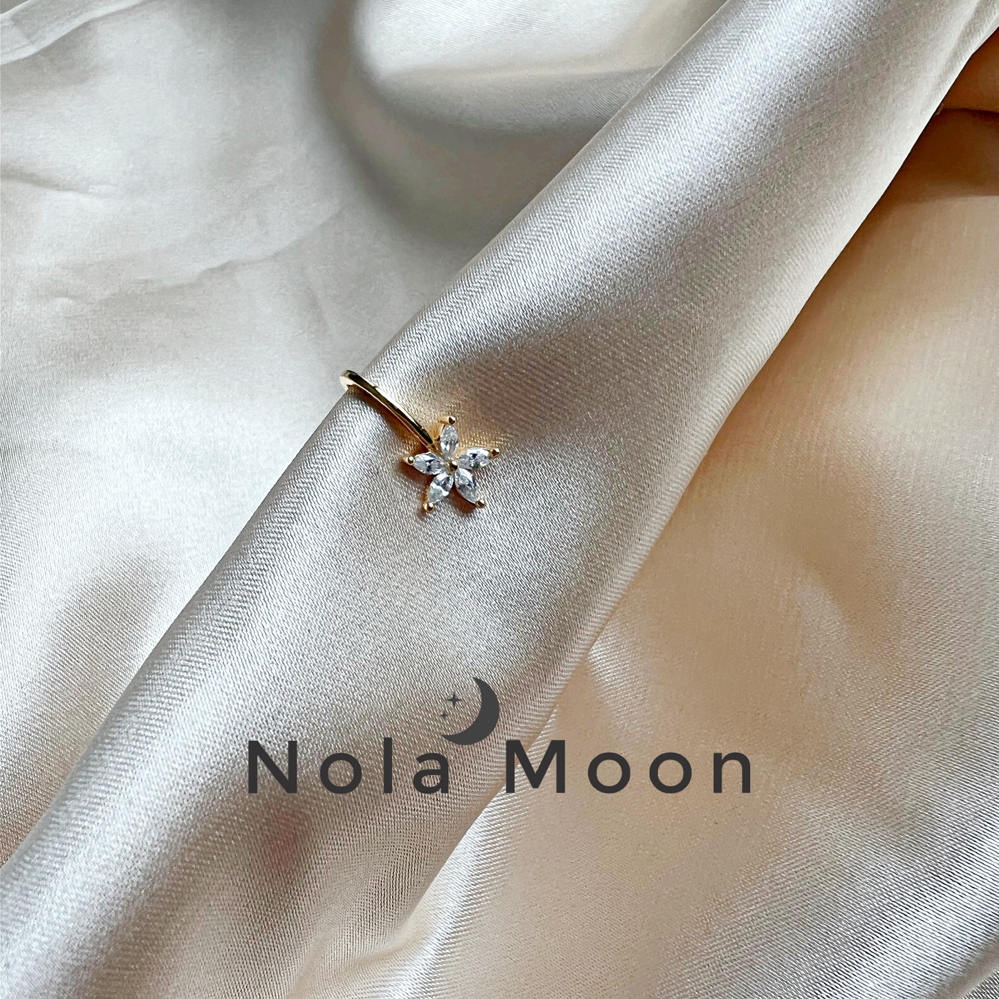 Boucle d'oreille Fleur S925