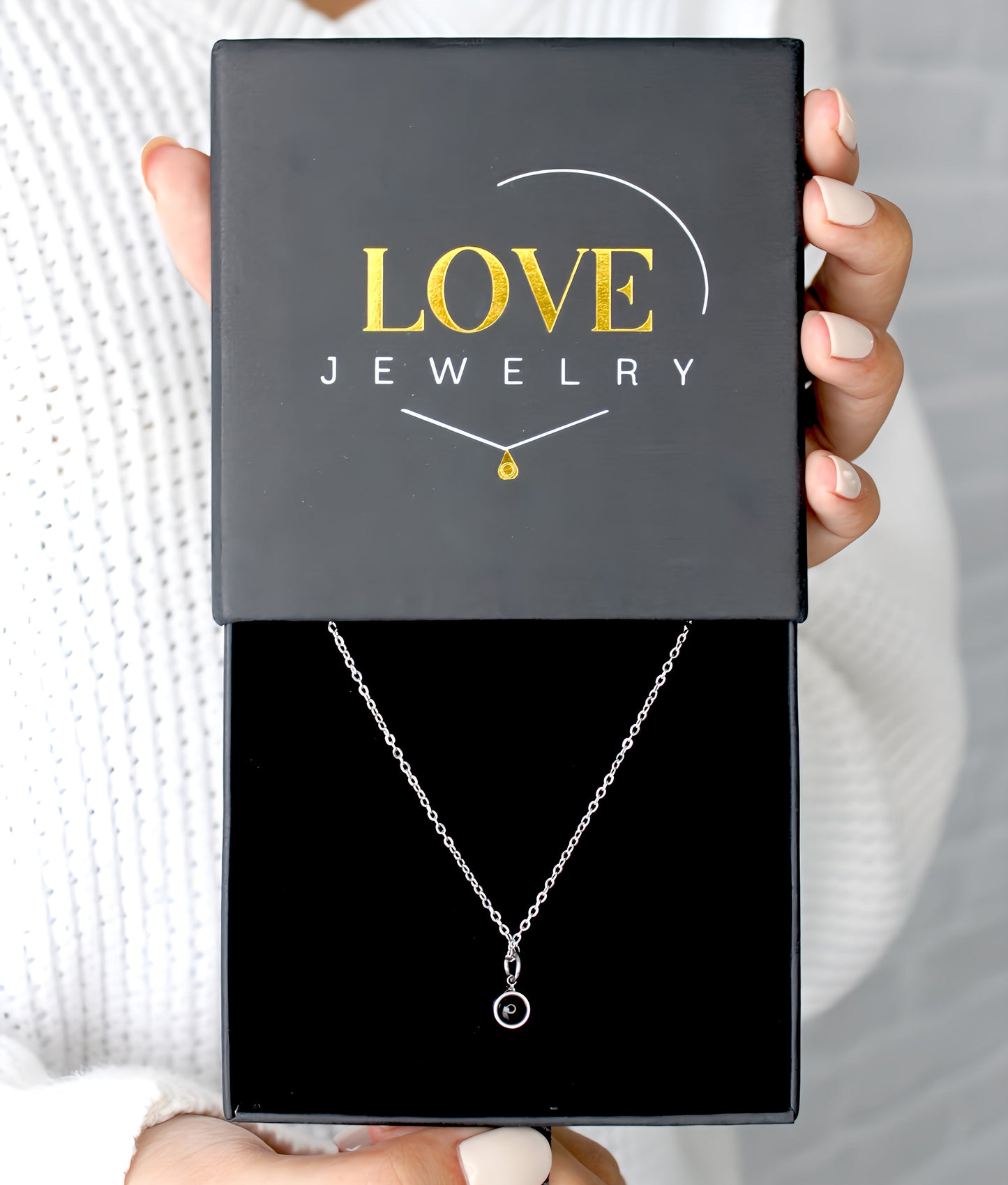 Essence Projection Necklace