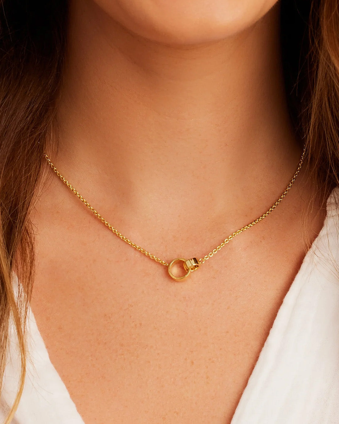 Collier à emboîtement de roses