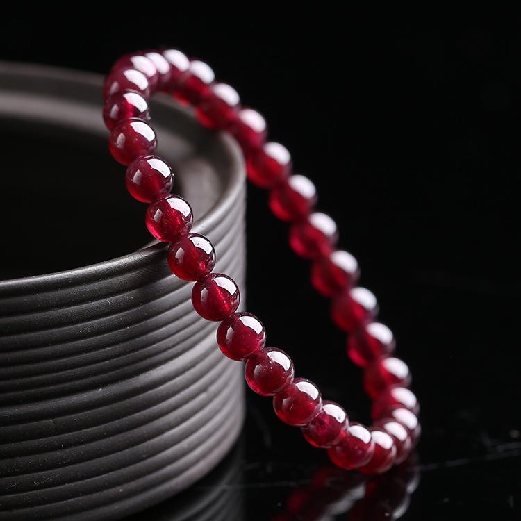 Bracelet en pierre de grenat rouge - Ravivez votre amour