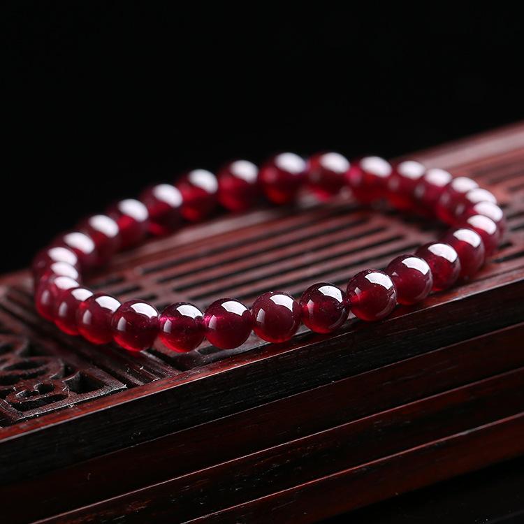 Bracelet en pierre de grenat rouge - Ravivez votre amour
