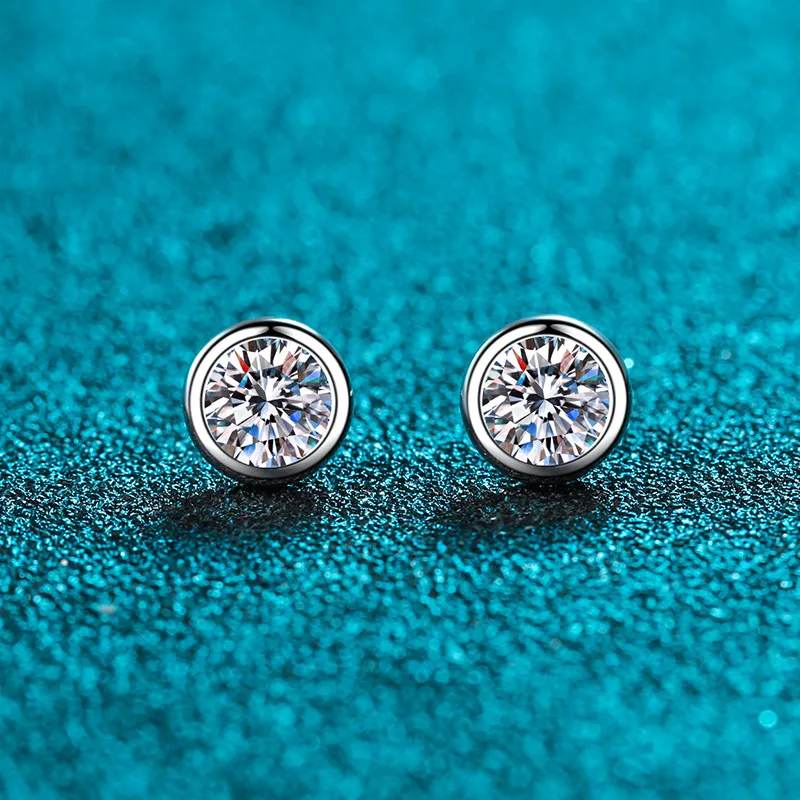 Boucles d'oreilles en diamant serti clos