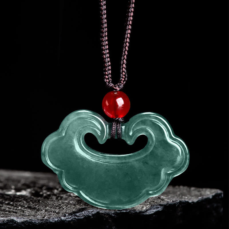 Collier pendentif porte-bonheur en jade vert naturel avec pierres de Bouddha