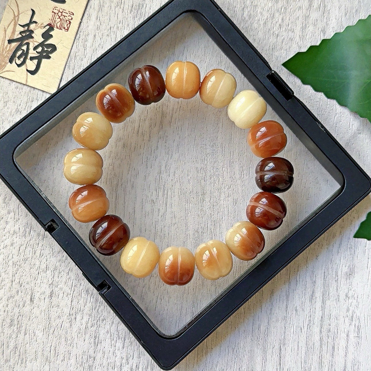 Bracelet Bodhi multi-trésors en forme de hamburger