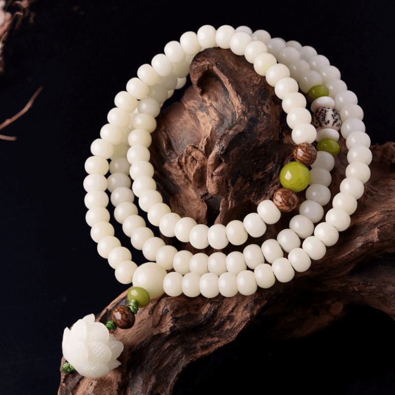 Bracelet/collier Mala Bodhi en jade blanc 108 perles