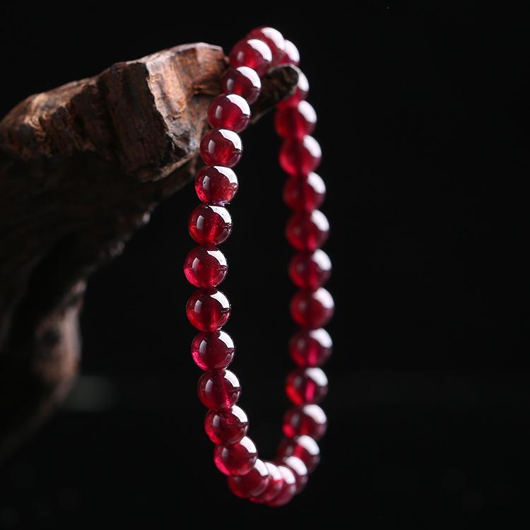 Bracelet en pierre de grenat rouge - Ravivez votre amour