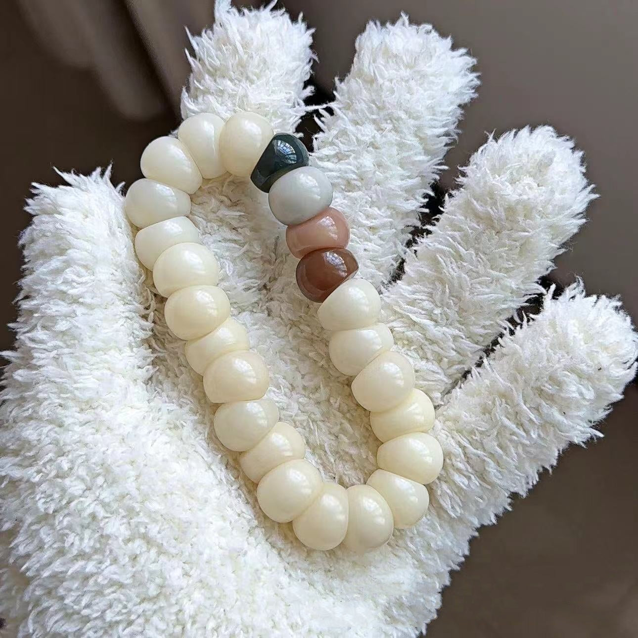 New Milky Strawberry-Colored Garlic Bodhi Bracelet 14MM (Multiple Colors Available)