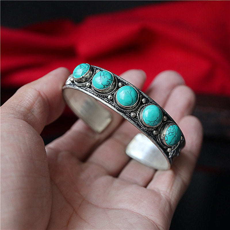 Nepalese Handcrafted Turquoise Inlaid Bangle