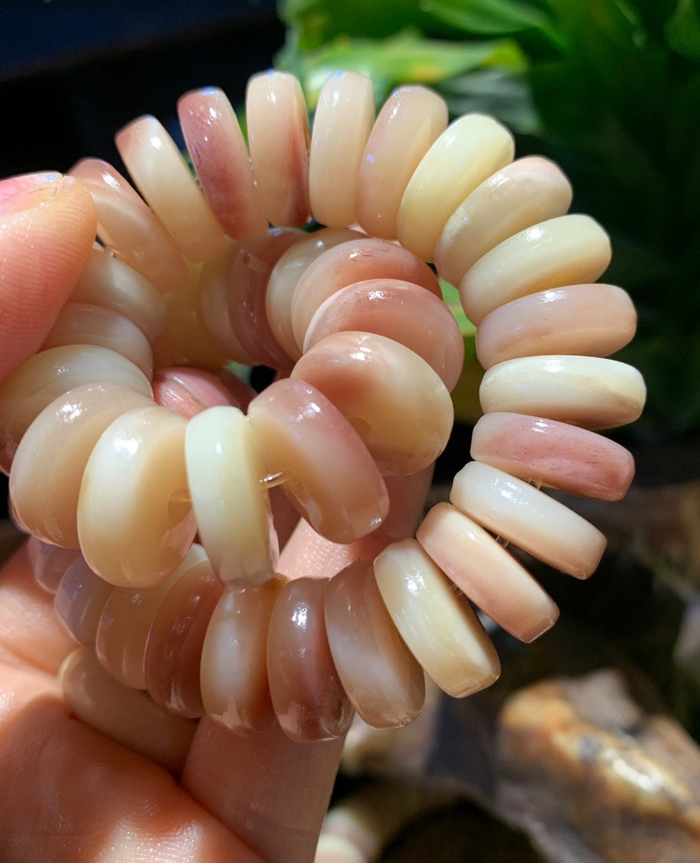 Large Camel Bone Flake Bracelet(14.5mm*5mm)