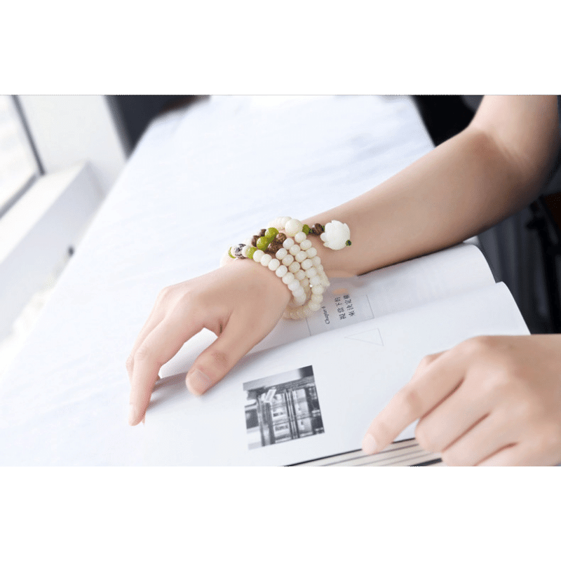 Bracelet/collier Mala Bodhi en jade blanc 108 perles