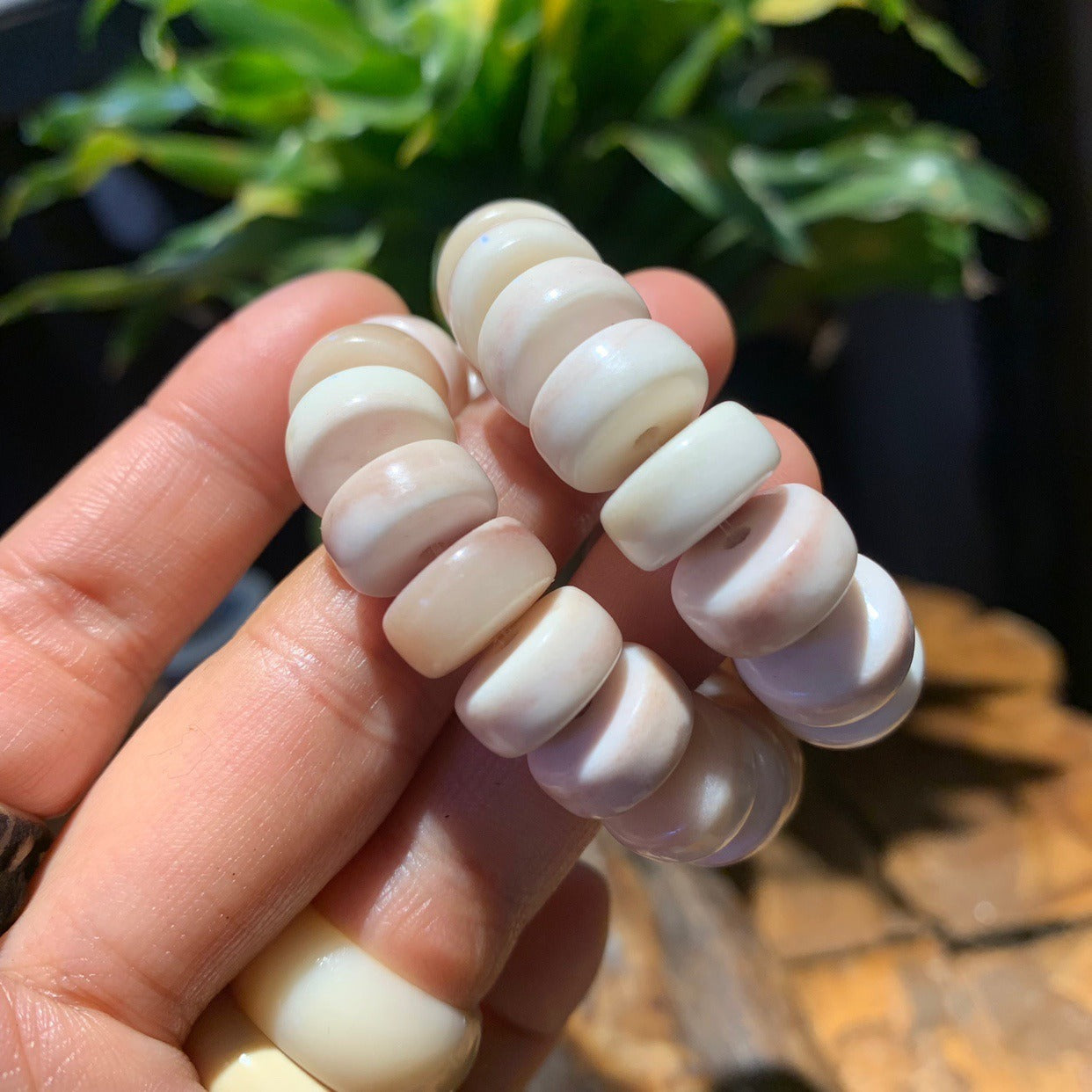 Camel Bone Flake Bracelet(12mm*6mm)
