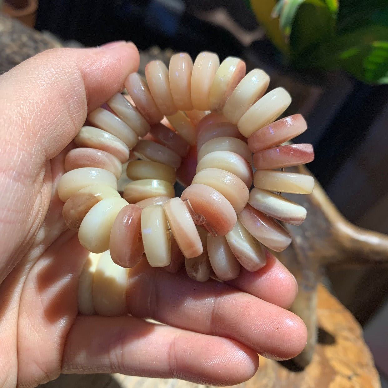 Large Camel Bone Flake Bracelet(14.5mm*5mm)