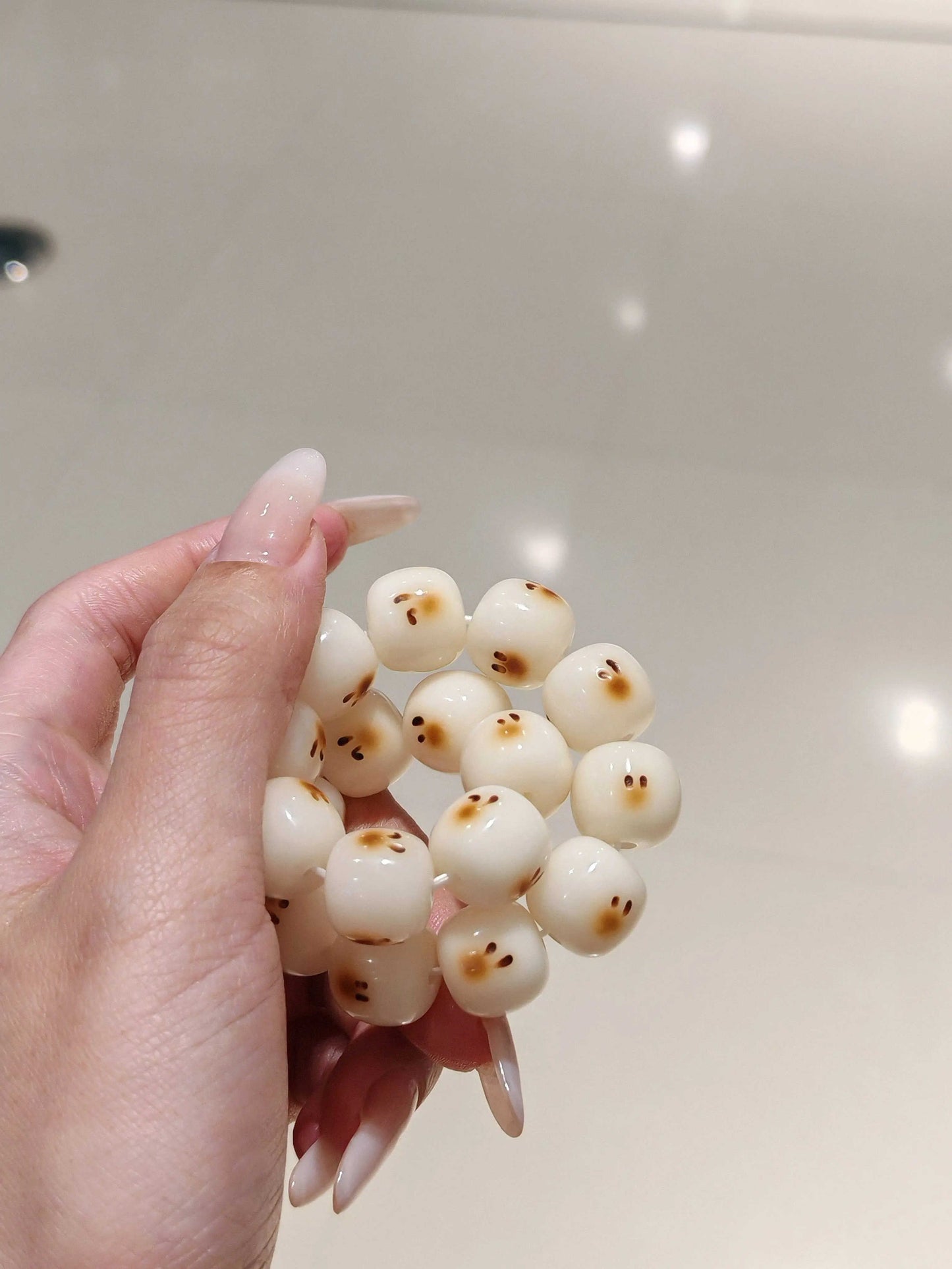 Bracelets Bodhi de la série Charcoal Burned