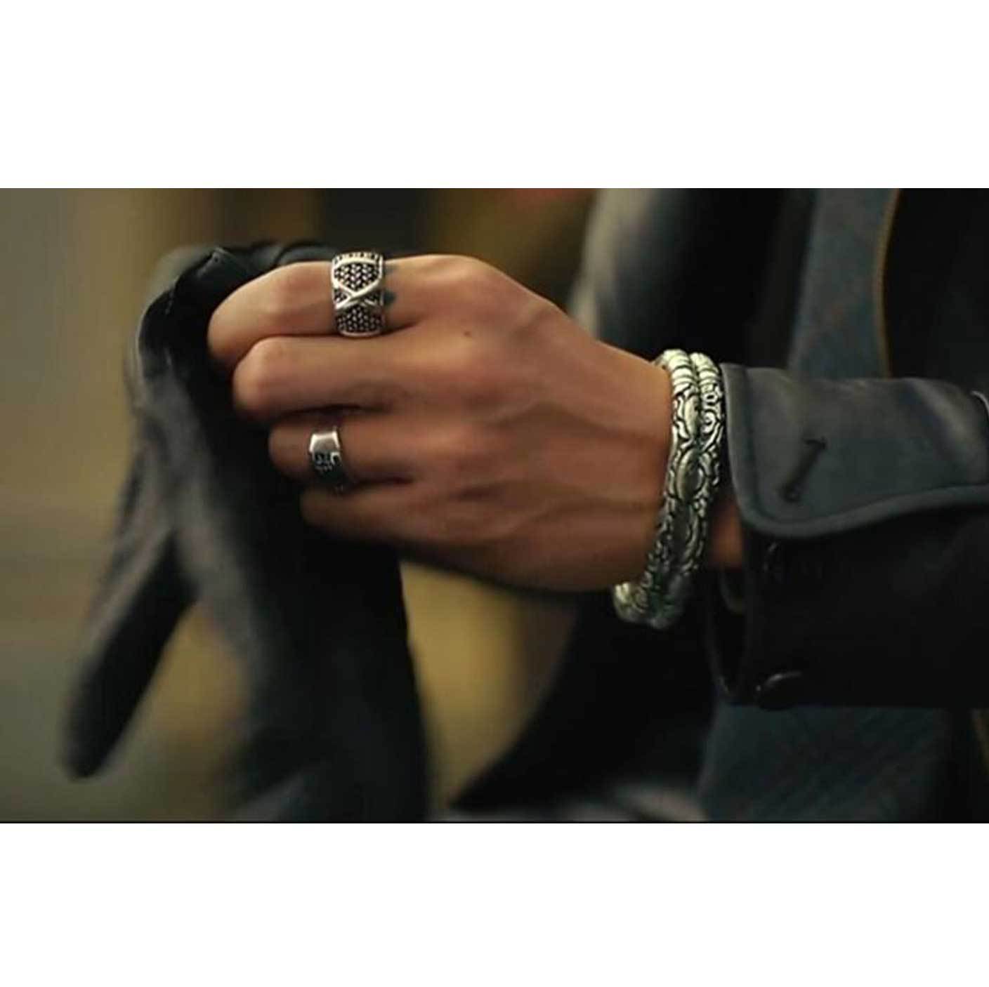 Bracelet manchette dragon en argent antique