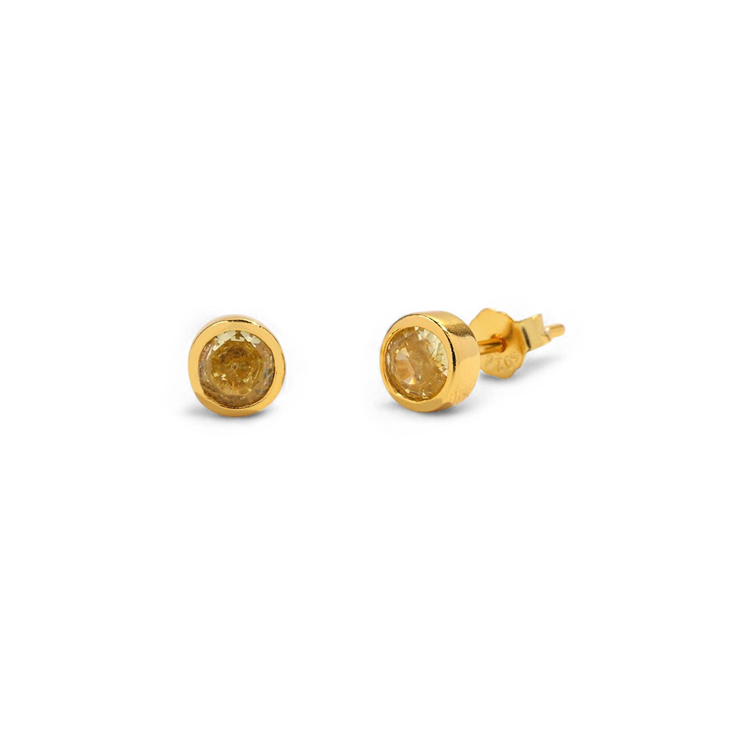 Clous d'oreilles avec pierre de naissance