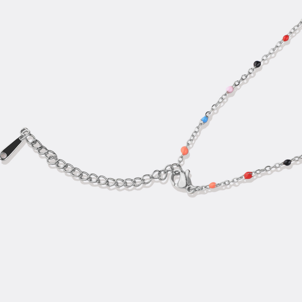 Collier de perles colorées avec nom de fée