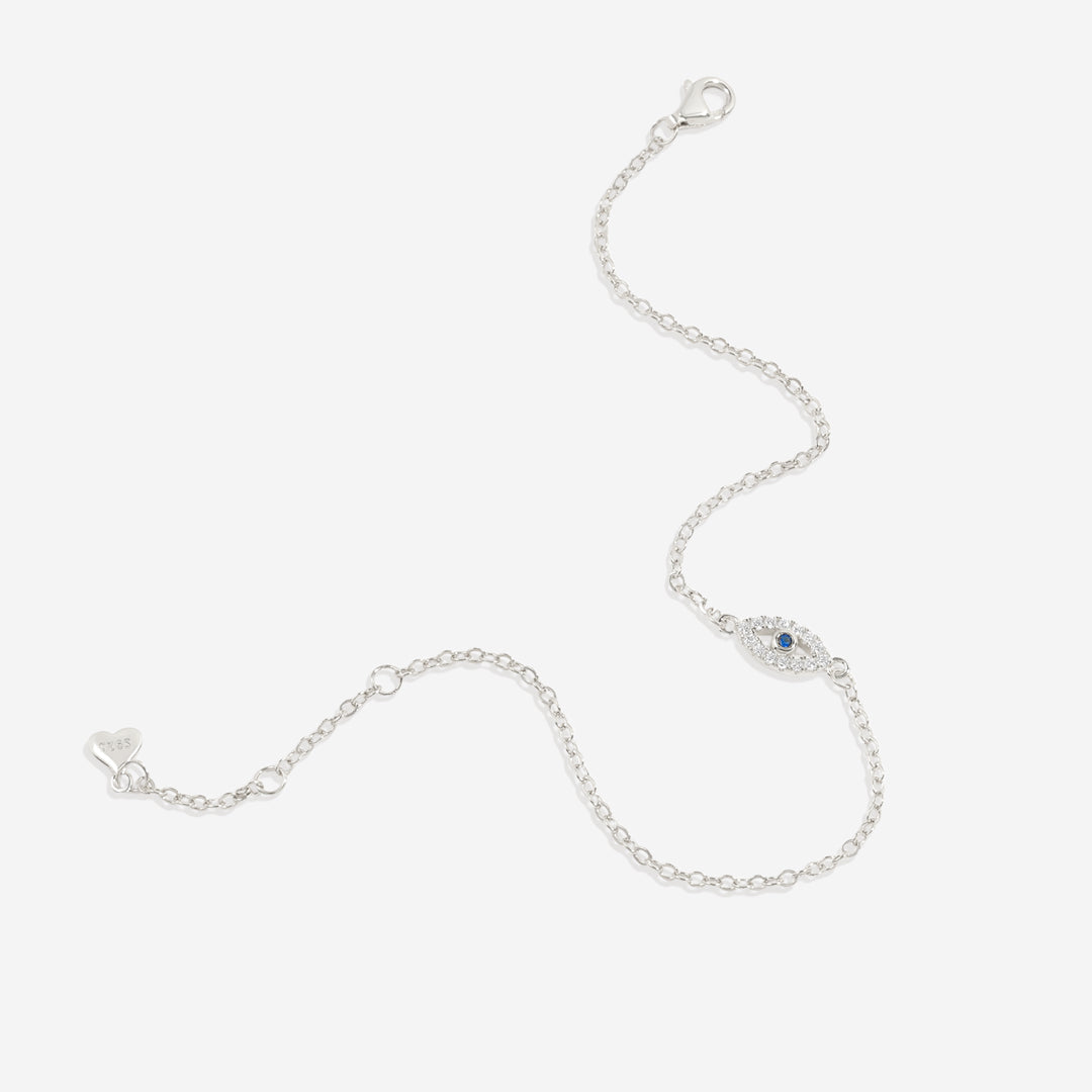 Bracelet délicat à breloques contre le mauvais œil