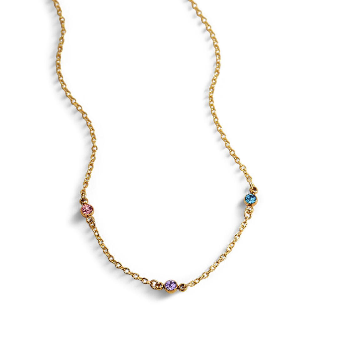 Collier délicat avec pierre de naissance