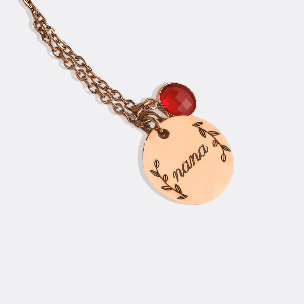 Collier pendentif pierre de naissance gravée avec feuilles